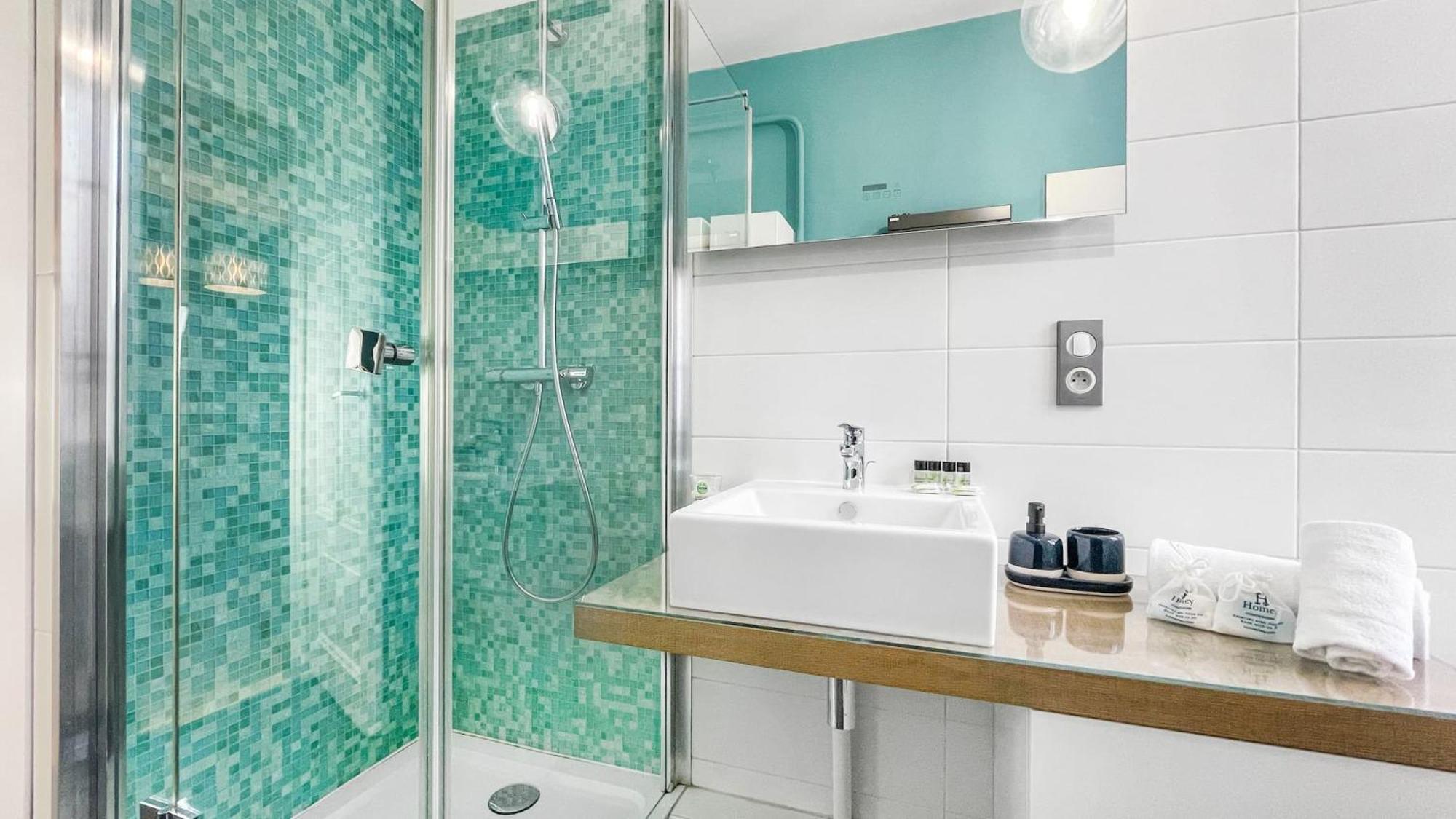 Homey Awesome - Proche Gare Et Tram - Centre-Ville - Balcon Prive - Wifi Gratuit Annemasse Luaran gambar