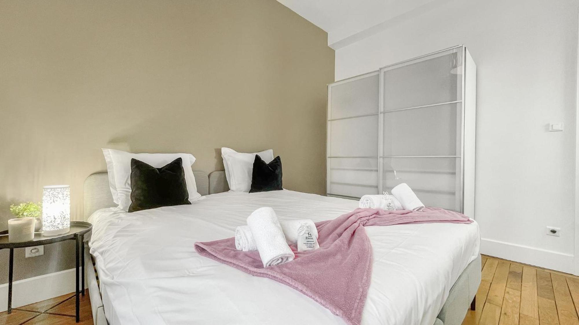 Homey Awesome - Proche Gare Et Tram - Centre-Ville - Balcon Prive - Wifi Gratuit Annemasse Luaran gambar