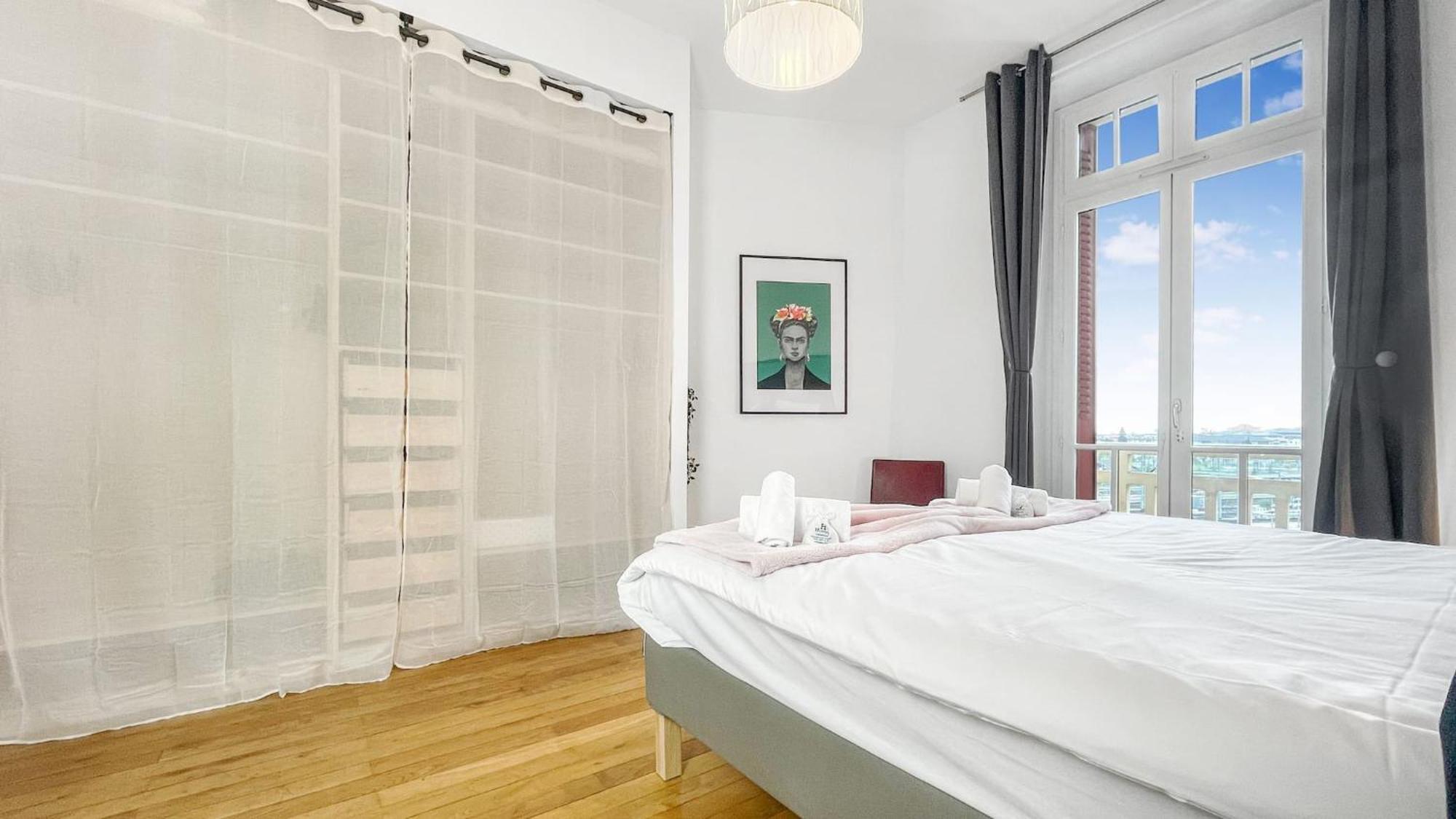 Homey Awesome - Proche Gare Et Tram - Centre-Ville - Balcon Prive - Wifi Gratuit Annemasse Luaran gambar