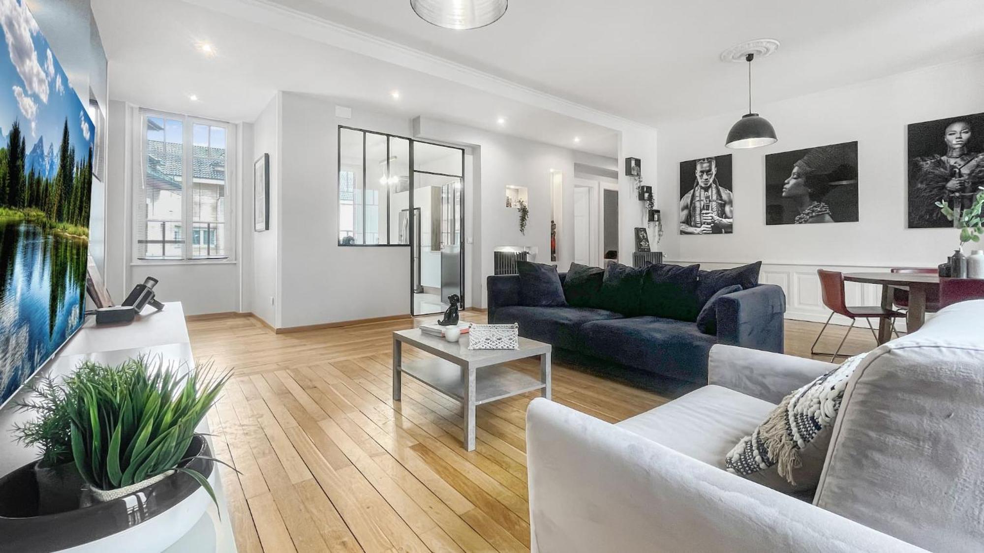 Homey Awesome - Proche Gare Et Tram - Centre-Ville - Balcon Prive - Wifi Gratuit Annemasse Luaran gambar